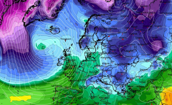 Καιρός Χριστούγεννα: Νέα δεδομένα και τάση ψυχρής εισβολής από GFS