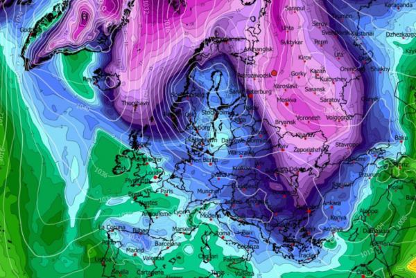 Καιρός Χριστούγεννα: Πιο… light εκδοχή ψυχρής εισβολής από το GFS