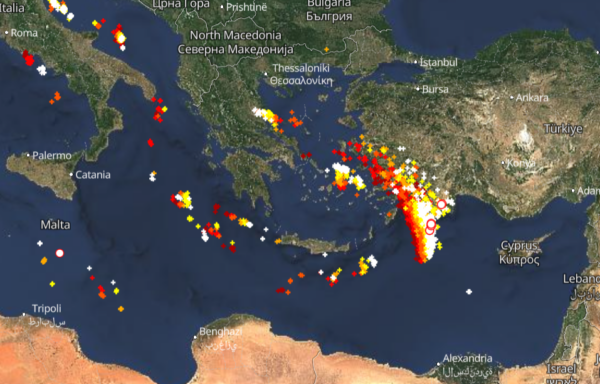 Καιρός 5-12: Πού χτυπά τώρα η κακοκαιρία Byron – Live οι κεραυνοί