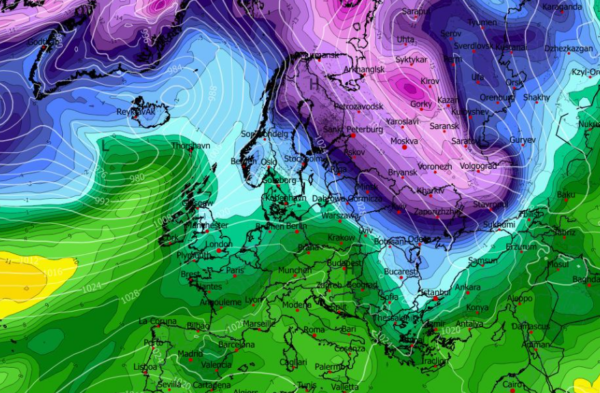 Καιρός Χριστούγεννα: Ιταλός μετεωρολόγος για 2 σενάρια – Ψυχρή εισβολή ή αντικυκλώνας;