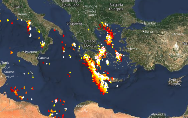 Καταιγίδες Live: Πού σχηματίζει λαίλαπα τώρα η κακοκαιρία Byron