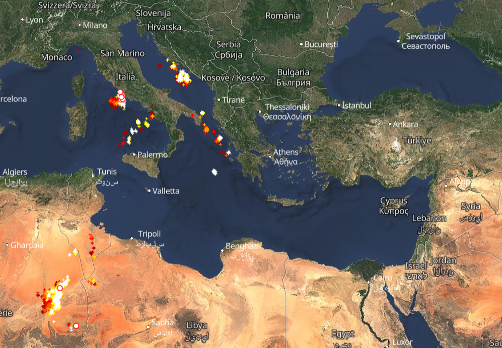 Κακοκαιρία Live: Ξεκινά ο νέος γύρος καταιγίδων - Πού εκδηλώνονται τώρα