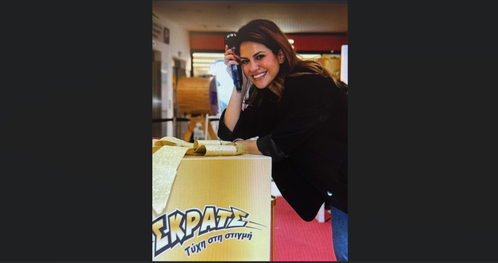 Αυτό είναι το απόλυτο glow μακιγιάζ για τις γιορτές!