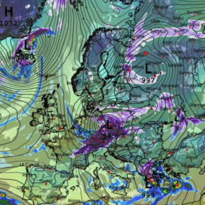 Καιρός Πρωτοχρονιά: Σενάρια και για χιόνια από το GFS (vid)