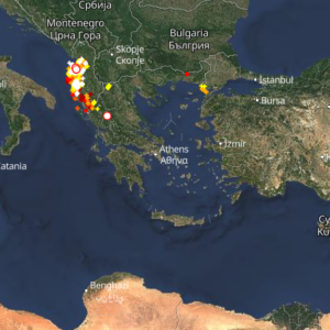 Καιρός 6-1: Καταιγίδες σε εξέλιξη τώρα – Πού εκδηλώνονται Live