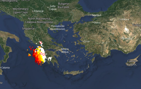 Καιρός 29-1: Κακοκαιρία Live – Πού χτυπά τώρα το μέτωπο των καταιγίδων