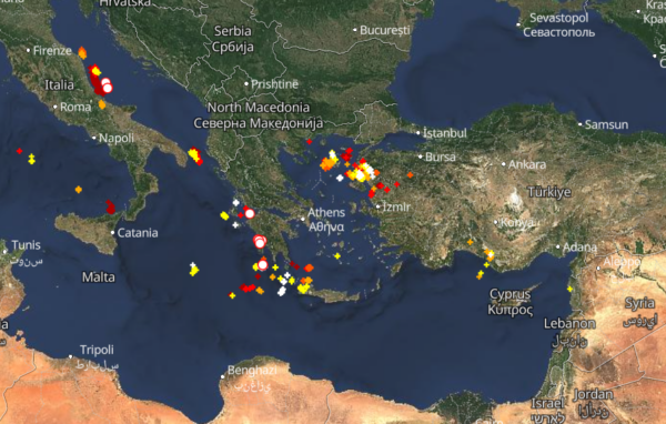 Καιρός 11-1: Καταιγίδες τώρα σε εξέλιξη – Πού εκδηλώνονται Live