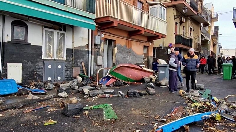 Κακοκαιρία Χάρι: Τεράστιες καταστροφές σε Μάλτα και Σικελία