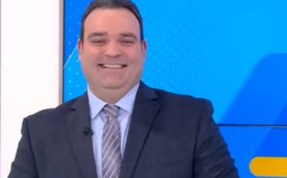 Απάντηση Μαρουσάκη με… χαμόγελο, στις αρρωστημένες καταστάσεις