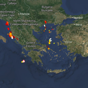 Καιρός 5-2: Πού εκδηλώνονται τώρα καταιγίδες – Live