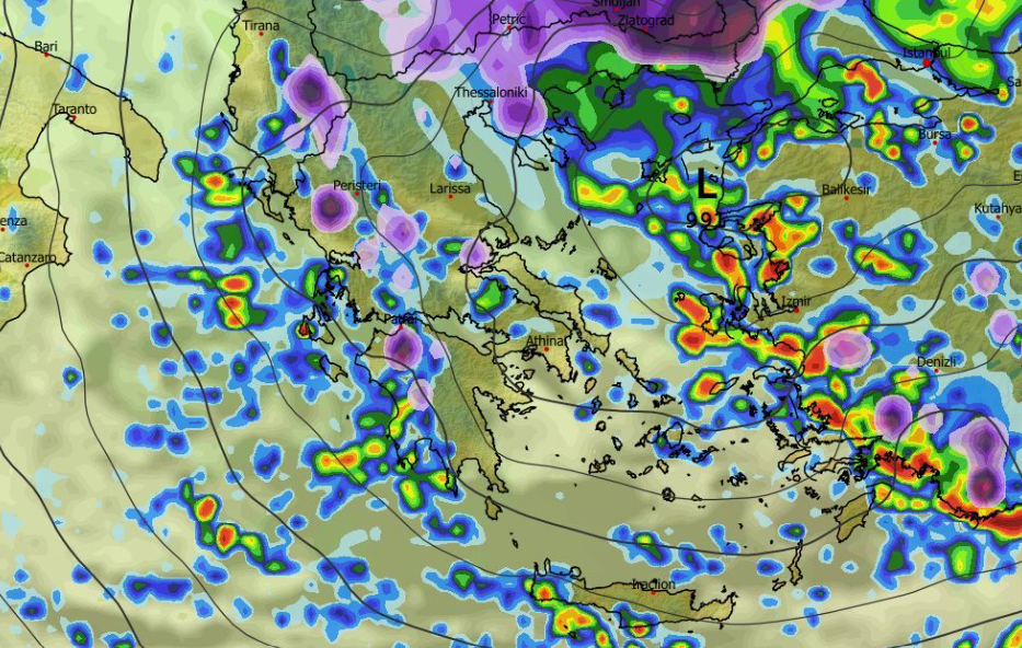 Καιρός 12-2: Η εξέλιξη της κακοκαιρίας και η τάση για χιονοπτώσεις την Τρίτη