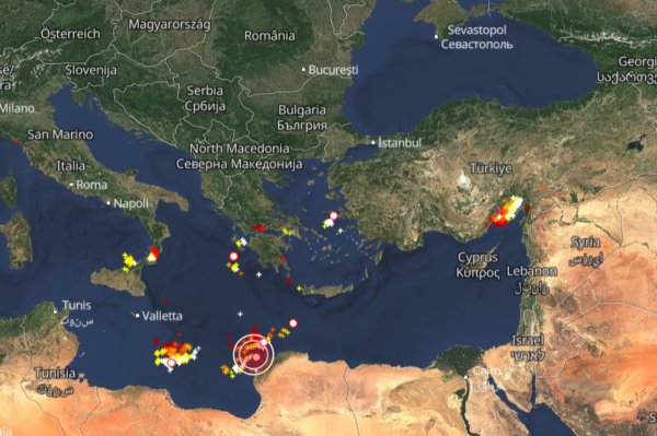 Καιρός 12-2: Διάσπαρτοι πυρήνες καταιγίδων – Πού εκδηλώνονται τώρα, Live