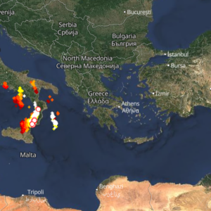Καιρός 4-2: Σχηματίστηκε και πλησιάζει! Καταιγίδες τώρα – Live