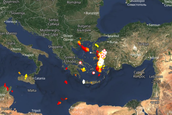 Καιρός 1-2: Λαίλαπα καταιγίδων τώρα σε εξέλιξη – Live