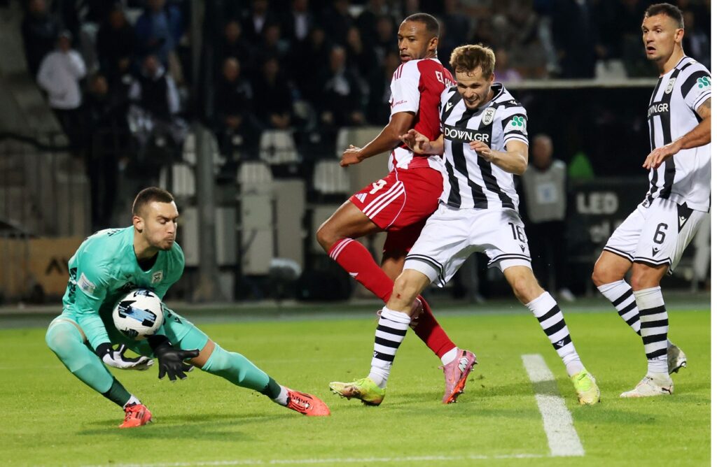 Sports Party* με το ντέρμπι Ολυμπιακός-ΠΑΟΚ την Κυριακή από το Πάμε Στοίχημα στα καταστήματα Allwyn