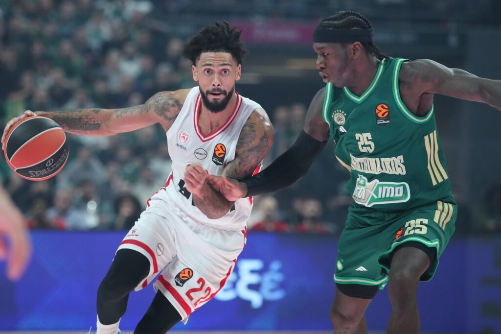 Euroleague: Για κάθε πόντο του Τάιλερ Ντόρσεϊ και του Κέντρικ Ναν το Pamestoixima.gr σε επιβραβεύει!