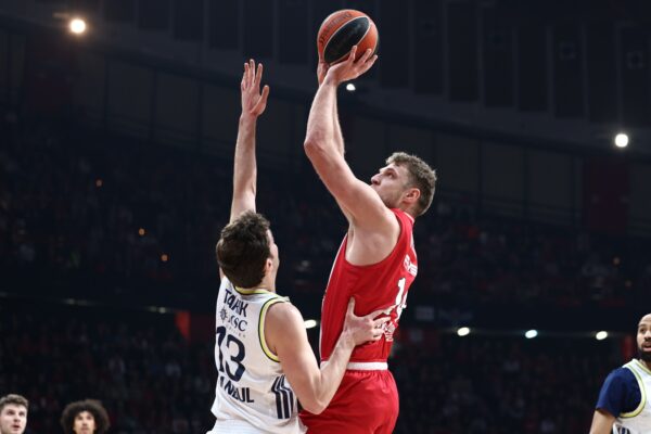 Euroleague: Για κάθε πόντο του Σάσα Βεζένκοφ το Pamestoixima.gr σε επιβραβεύει!