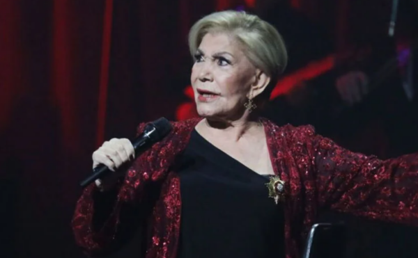 Πανελλήνια συγκίνηση – Πέθανε η Μαρινέλλα