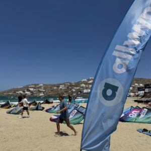 Kitesurf, θέαμα και summer vibes στη Μύκονο