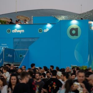 Το live των Ημισκούμπρια στο Release Athens Festival ένωσε διαφορετικές γενιές (vid.)